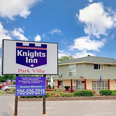 Knights Inn - Park Villa Motel, Midland Exteriér fotografie